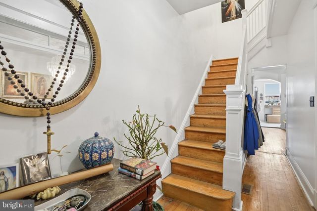 633 IRVING ST NW, Washington, DC 20010