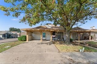 705 Baruna Circle, Garland, TX 75043