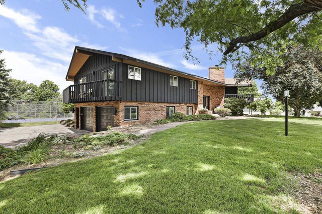 4539 Stonewood Drive, Middleton, WI 53562