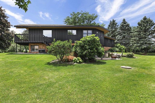 4539 Stonewood Drive, Middleton, WI 53562