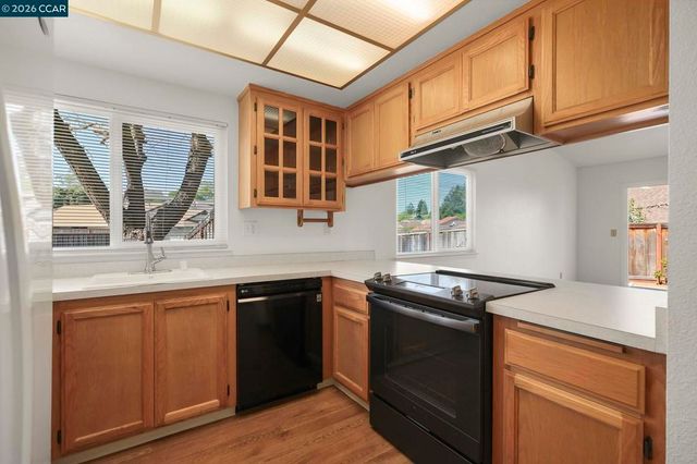 1013 Stoneybrook Drive, Martinez, CA 94553