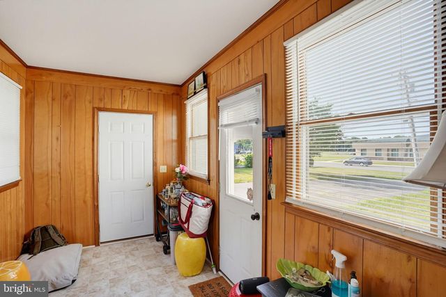 21 ROOSEVELT AVE, Dover, DE 19901
