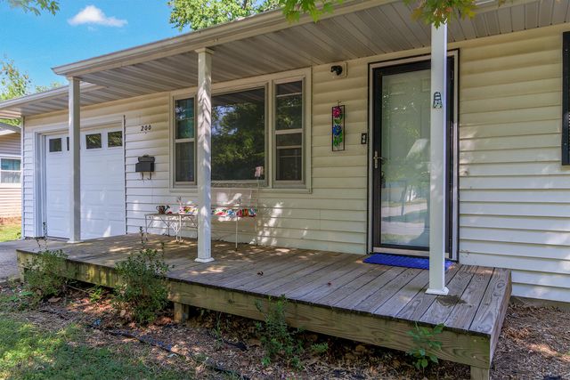 200 REED ST, Centralia, MO 65240