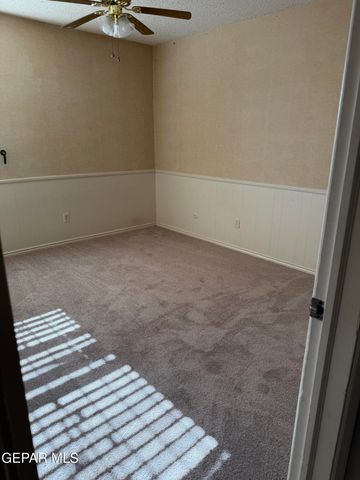 320 THUNDERBIRD Drive, El Paso, TX 79912