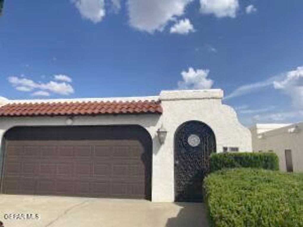 320 THUNDERBIRD Drive, El Paso, TX 79912