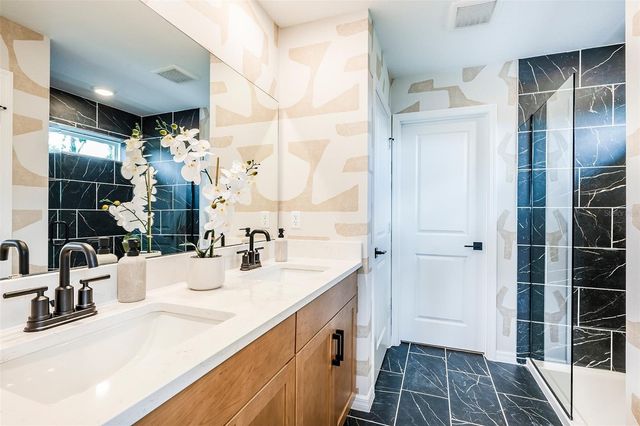 688 LOLA LANE, Oviedo, FL 32765