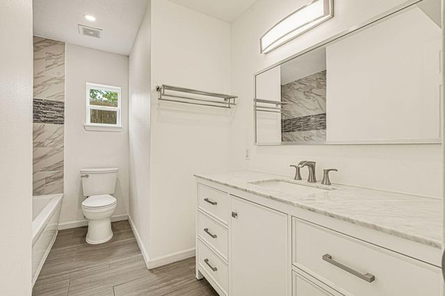 7839 Fondren Road, Houston, TX 77074