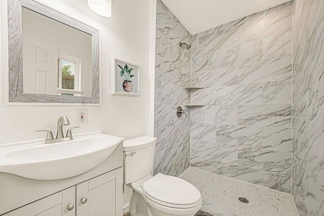 7839 Fondren Road, Houston, TX 77074