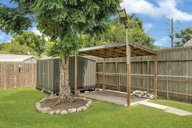 7839 Fondren Road, Houston, TX 77074