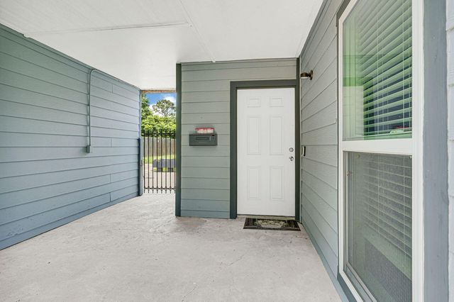 7839 Fondren Road, Houston, TX 77074