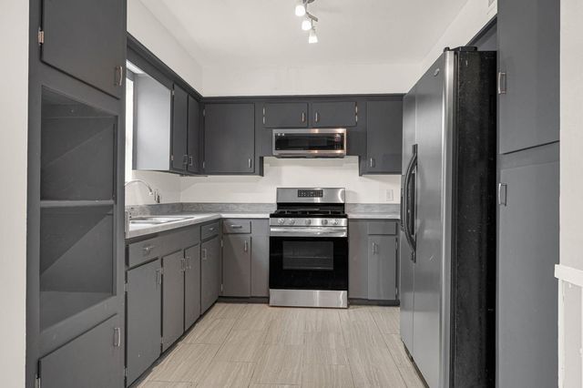 7839 Fondren Road, Houston, TX 77074