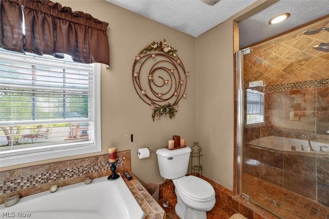 4700 Muirfield Avenue, Brunswick, OH 44212