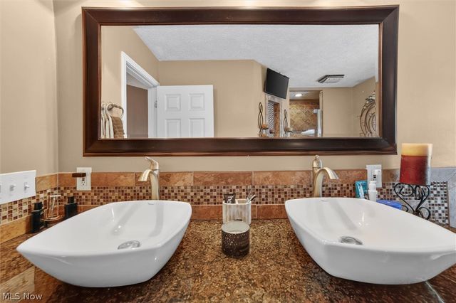 4700 Muirfield Avenue, Brunswick, OH 44212