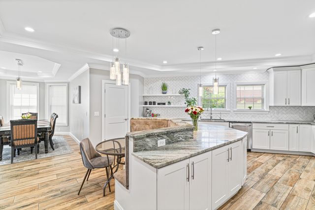 182 River Run Drive, Lancaster, KY 40444