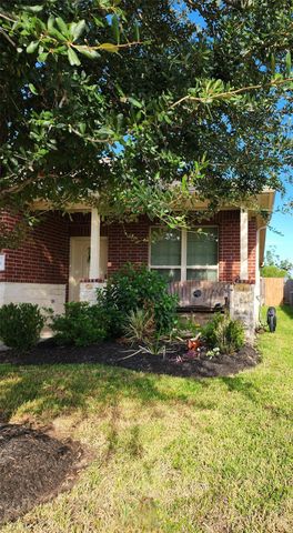 5926 Sunflower Prairie Court, Houston, TX 77049