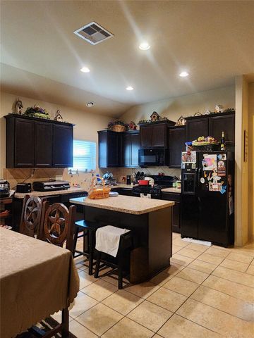 5926 Sunflower Prairie Court, Houston, TX 77049