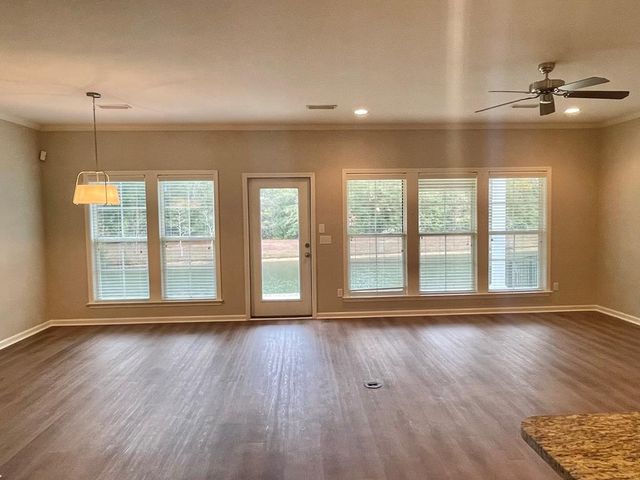 307 Pepperridge, Dothan, AL 36301