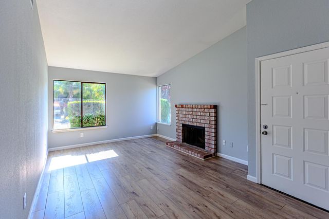 2872 Baronet Way, Sacramento, CA 95833