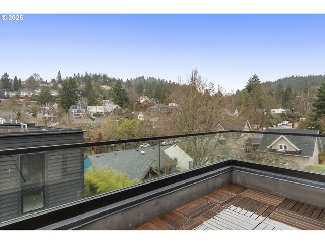 1869 Nw 28TH Ave, Portland, OR 97210