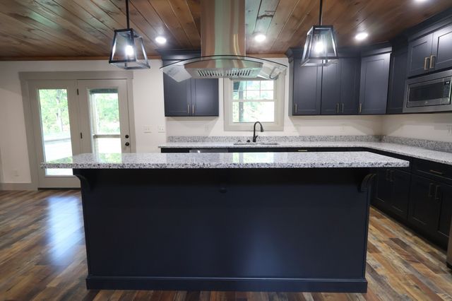 210 Granville Hwy, Chestnut Mound, TN 38552