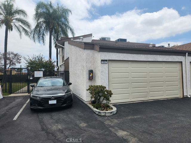 1047 E Huntington Drive C, Monrovia, CA 91016