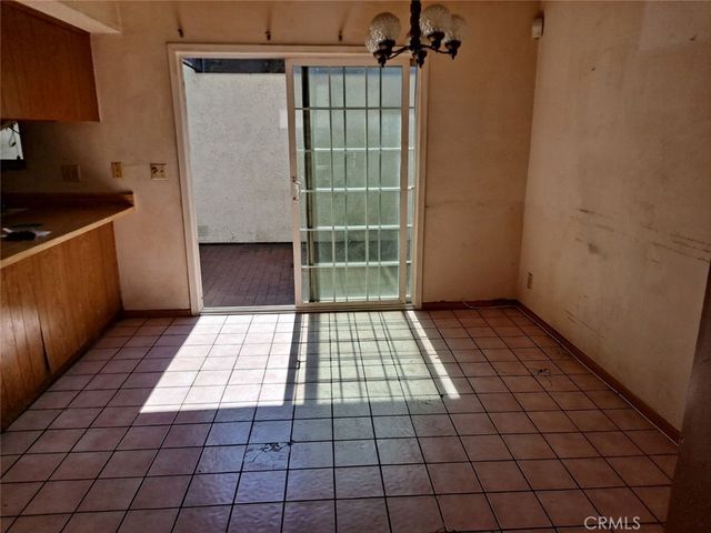 1047 E Huntington Drive C, Monrovia, CA 91016