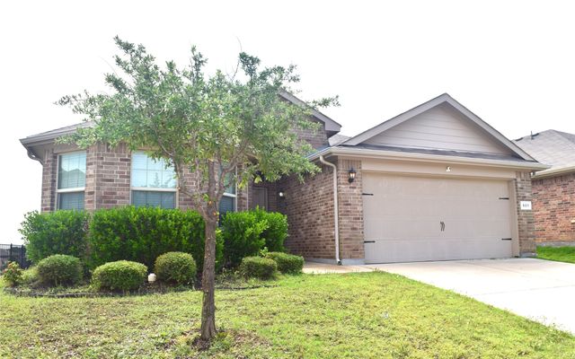 601 Buzzard Lake Trail, Fort Worth, TX 76120