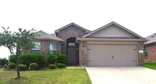 601 Buzzard Lake Trail, Fort Worth, TX 76120
