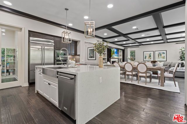 55 Suede, Irvine, CA 92602