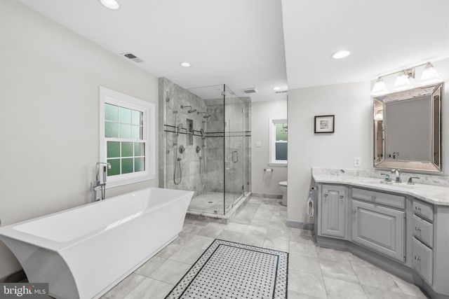 3140 ABERFOYLE PL NW, Washington, DC 20015