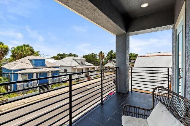 2106 E 17TH AVENUE, Tampa, FL 33605