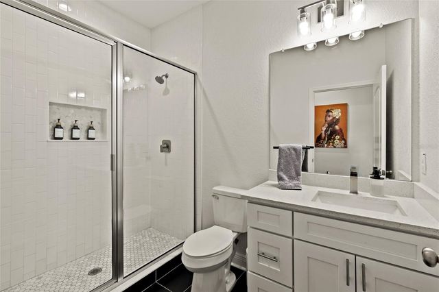 2106 E 17TH AVENUE, Tampa, FL 33605