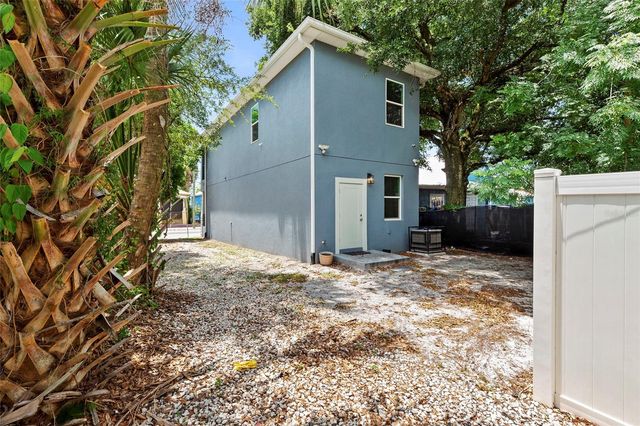 2106 E 17TH AVENUE, Tampa, FL 33605