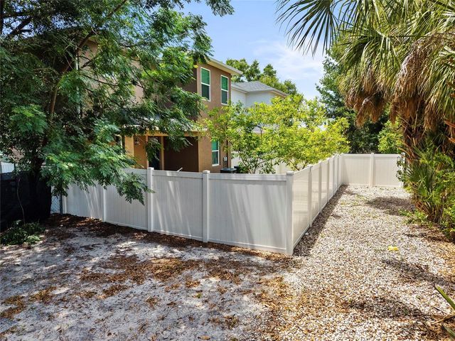 2106 E 17TH AVENUE, Tampa, FL 33605