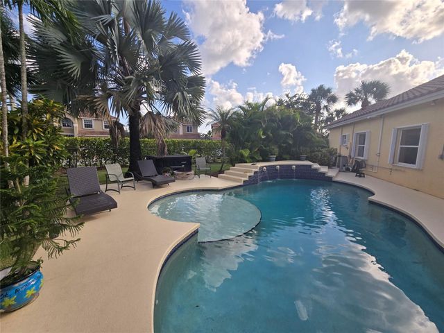 22112 Altona Drive, Boca Raton, FL 33428
