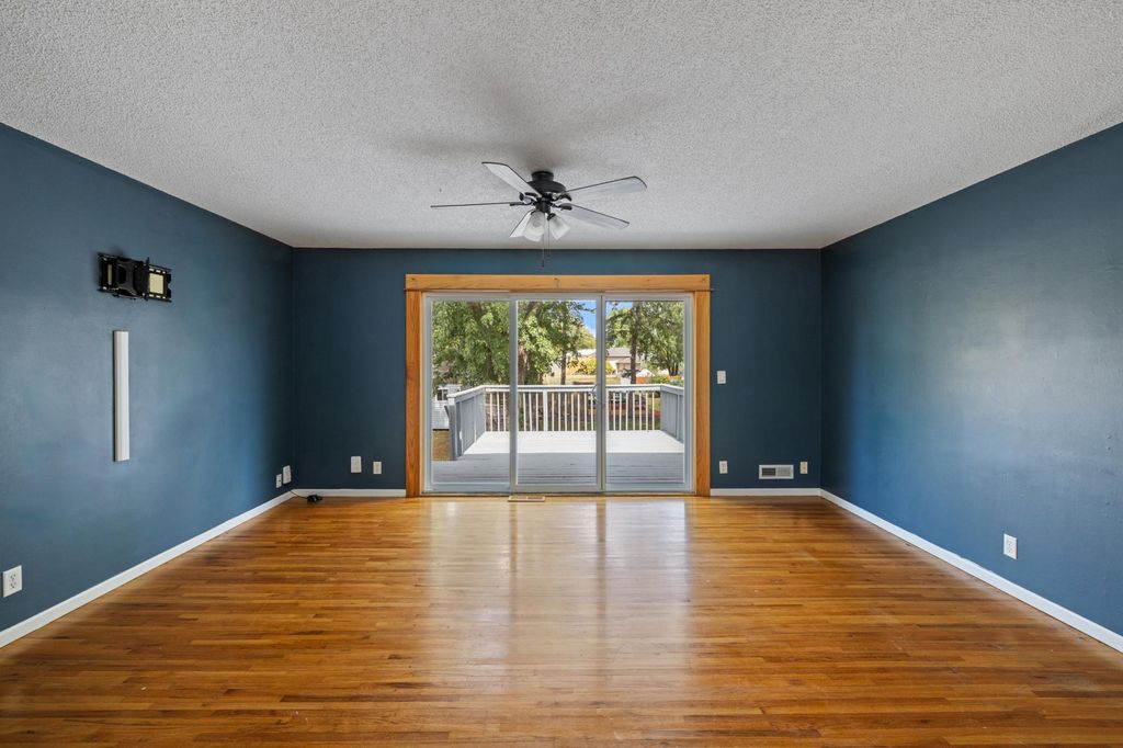 893 Whitney Drive, Apple Valley, MN 55124 — photo 3