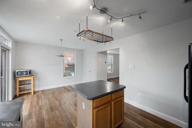 1901 LINDEN AVE, Baltimore, MD 21217