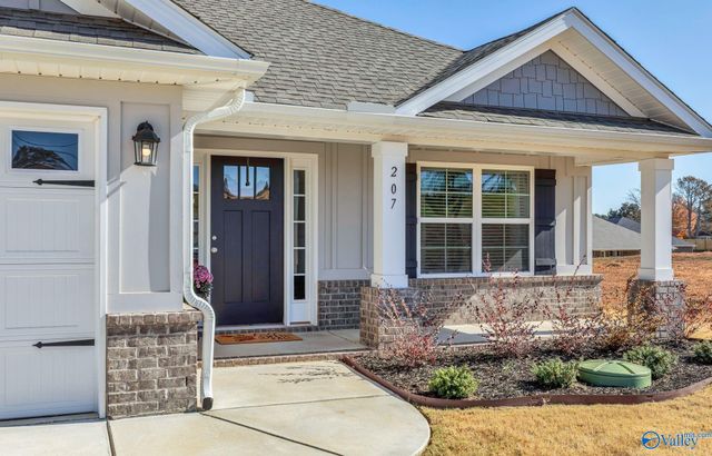 101 Vickery Court, Huntsville, AL 35810
