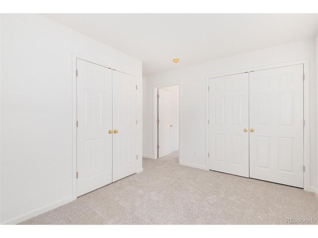 10655 Forester Pl, Longmont, CO 80504