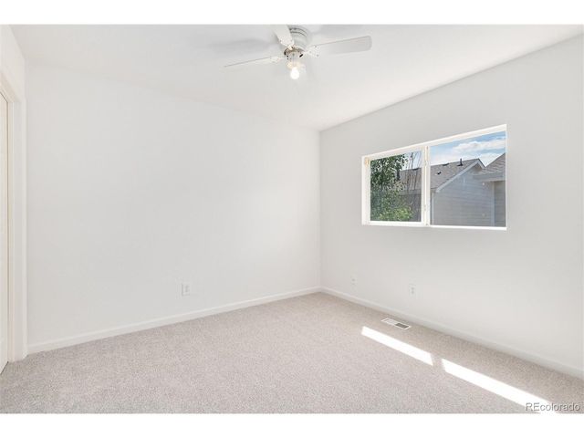 10655 Forester Pl, Longmont, CO 80504