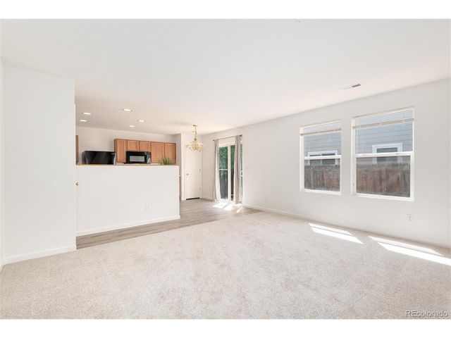 10655 Forester Pl, Longmont, CO 80504