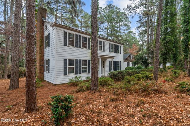 102 James Creek Road, Southern Pines, NC 28387