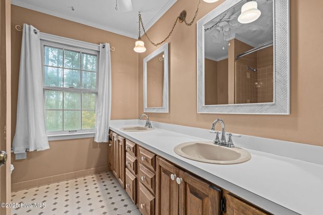 102 James Creek Road, Southern Pines, NC 28387