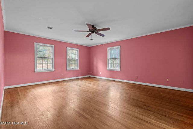 102 James Creek Road, Southern Pines, NC 28387