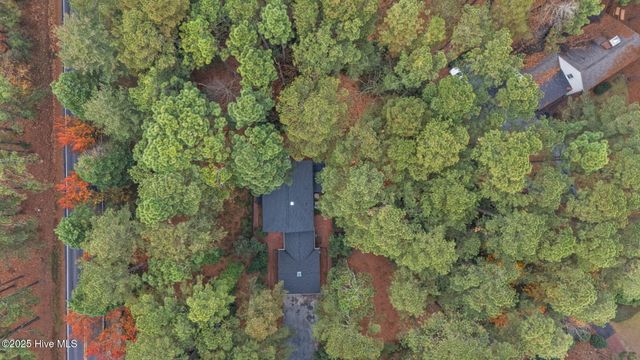 102 James Creek Road, Southern Pines, NC 28387