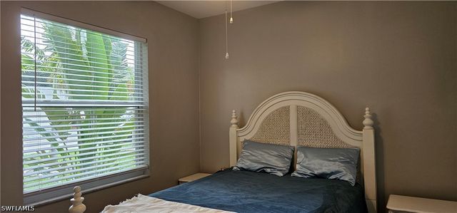 520 Crossfield CIR, Naples, FL 34104