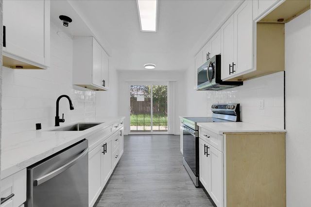 4323 Oconner Way, Sacramento, CA 95838