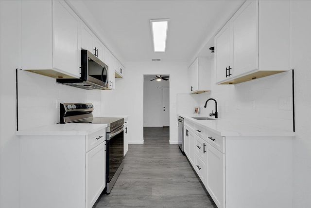 4323 Oconner Way, Sacramento, CA 95838