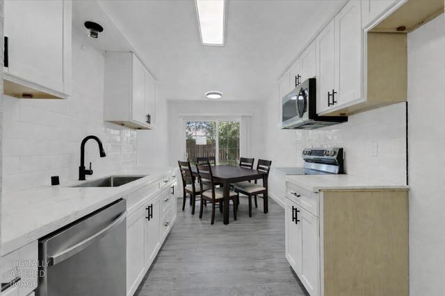 4323 Oconner Way, Sacramento, CA 95838