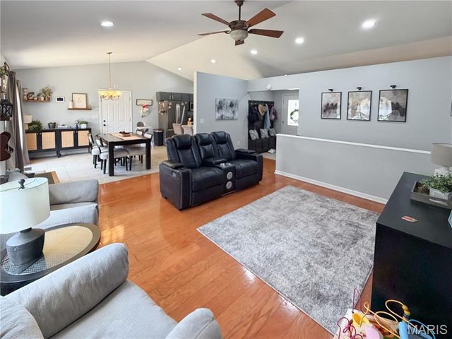 56511 Janapas Trail, Hannibal, MO 63401
